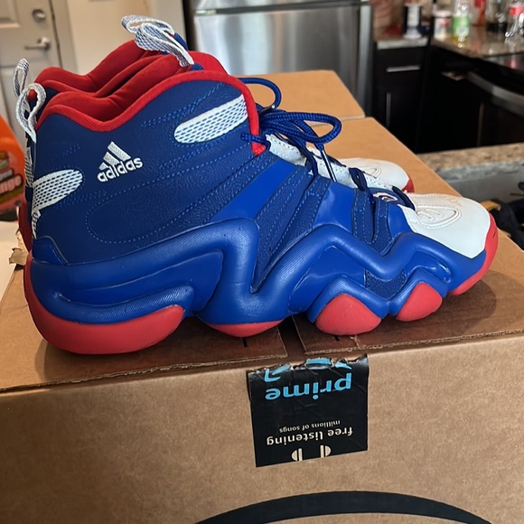 Crazy 8 - Picture 2 of 2